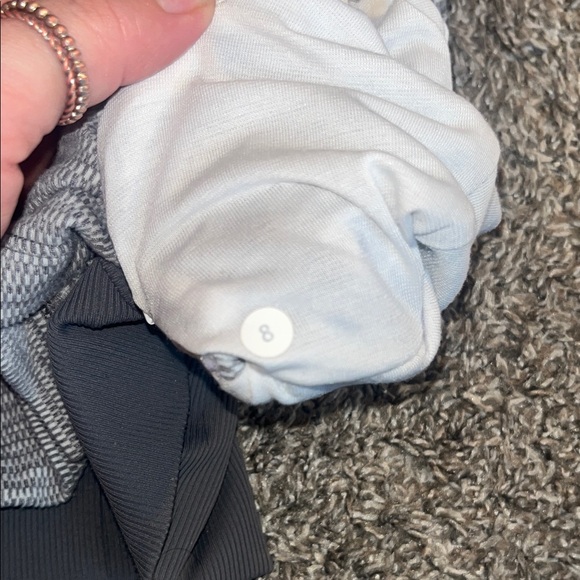 Lululemon Gray Women's Quarter-Zip Top - Picture 3 of 5